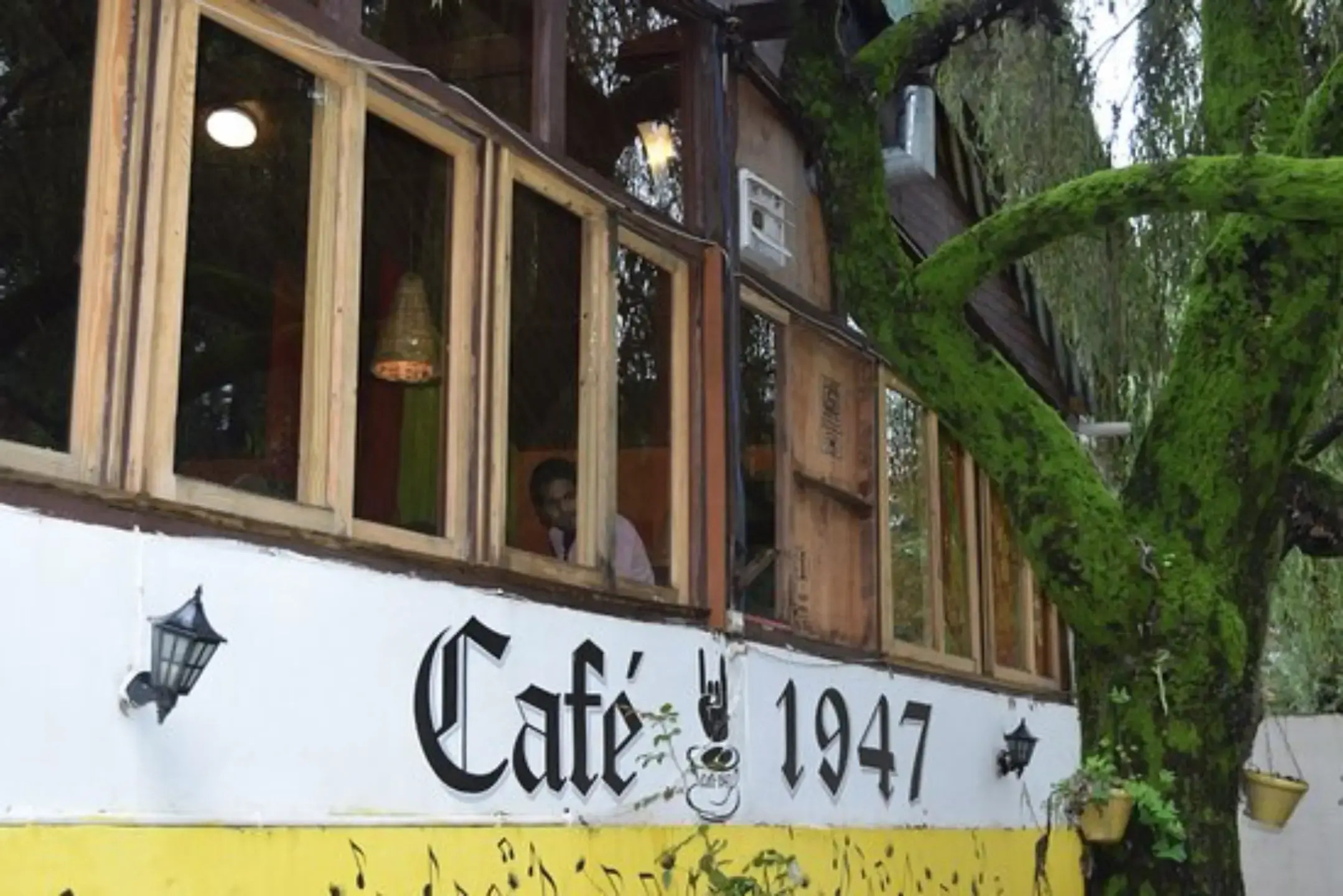 Cafe 1947, photo 1 of 4
