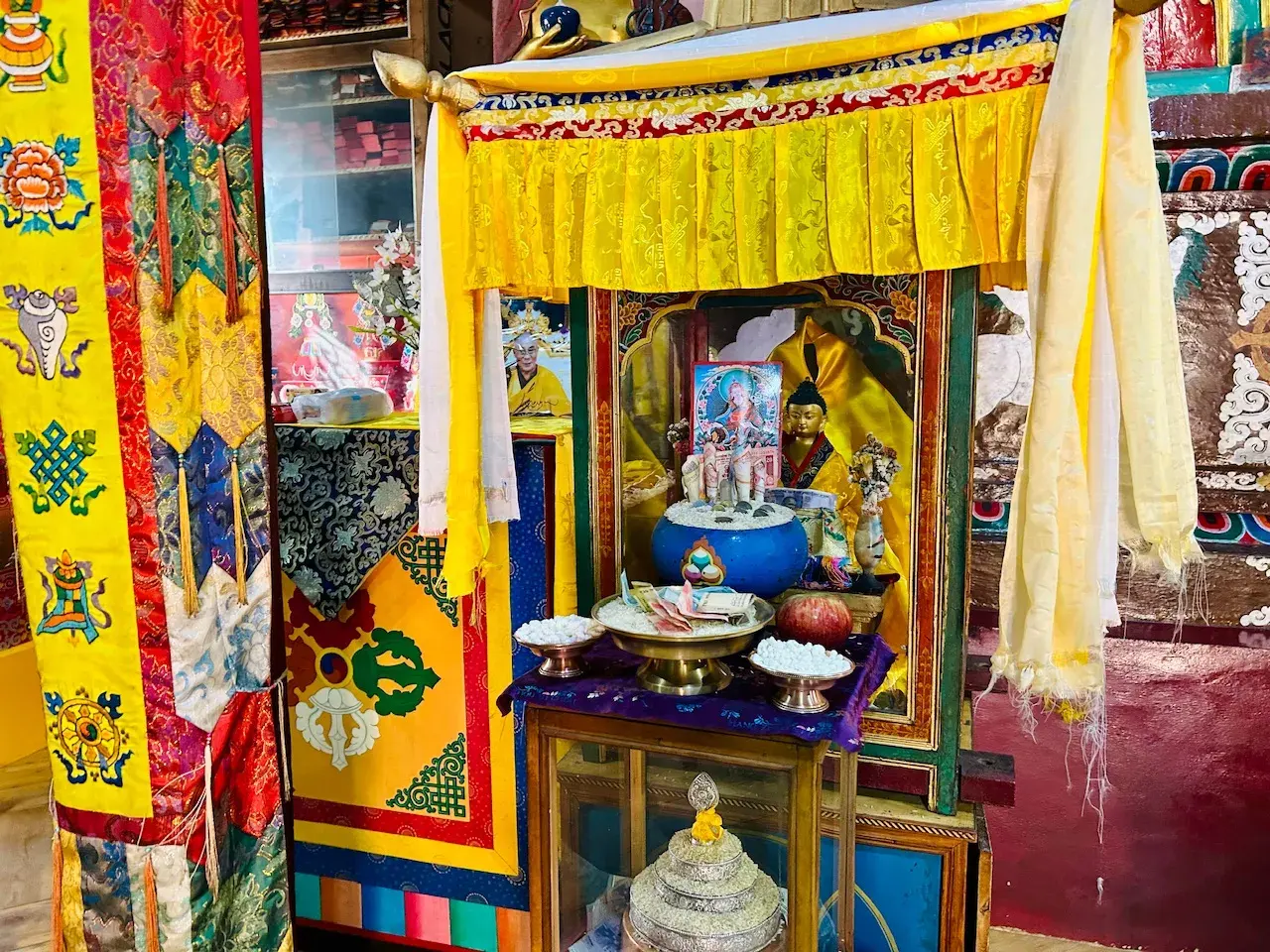 Gadhan Thekchhokling Gompa, Manali, photo 3 of 4